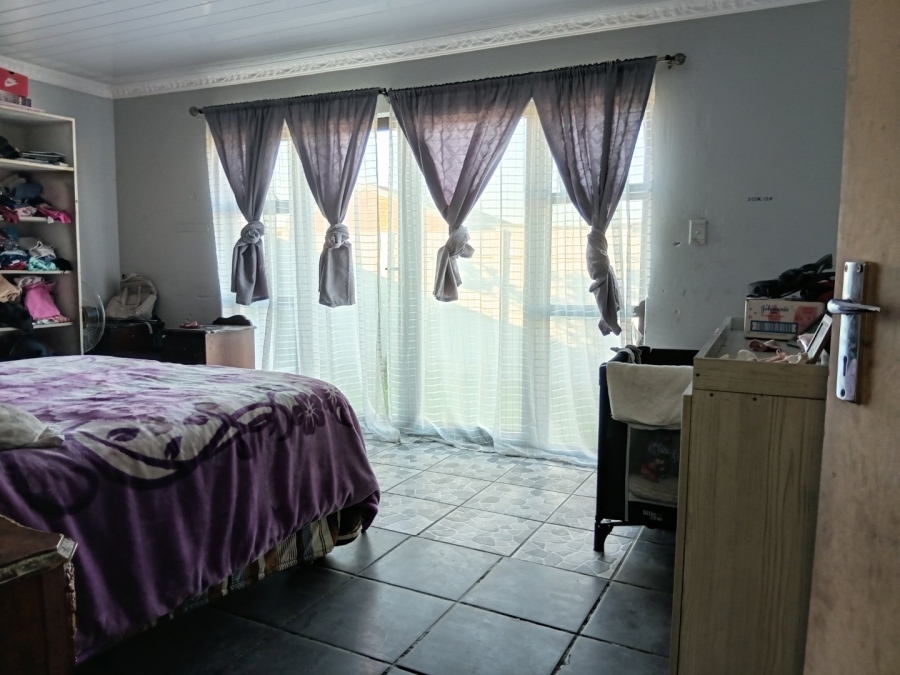 4 Bedroom Property for Sale in Heather Park Western Cape